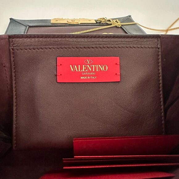 NWT RARE VALENTINO GARAVANI Maison Gryphons leather shoulder bag (Authentic) - Picture 7 of 15